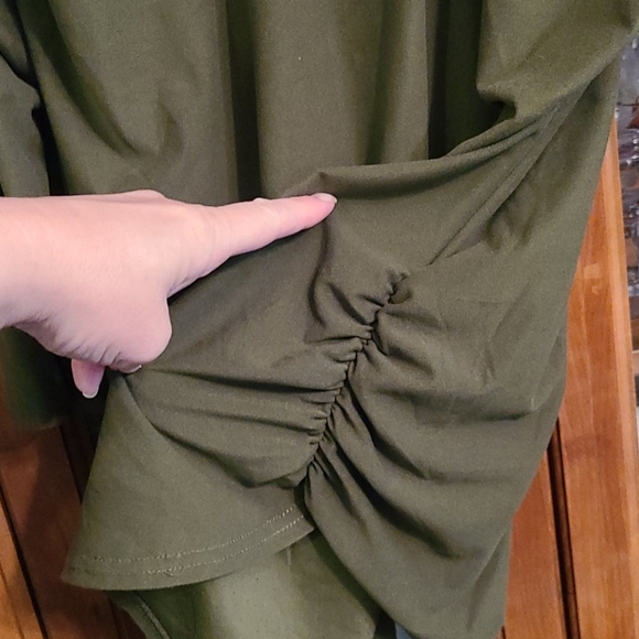 Ladies 3 quarter length sleeve top - Picture 3 of 4